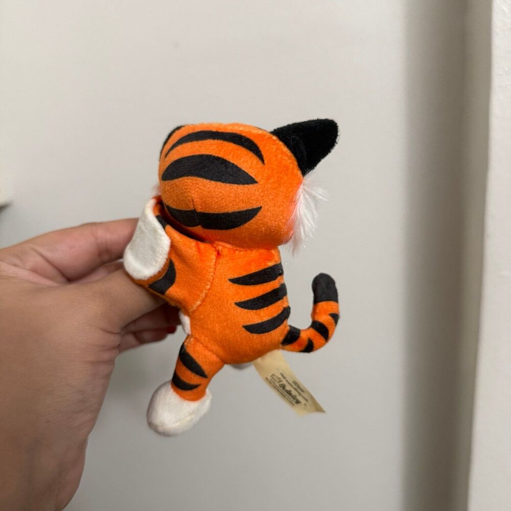 Rajah Tiger Disney Aladdin Cutie Cuff Series 3 Slap Wrist Bracelet Band Buddy - Picture 2 of 3